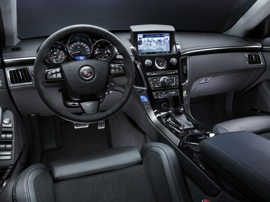  Cadillac CTS-V Coupe 2010 года  (фото 10 из 315)